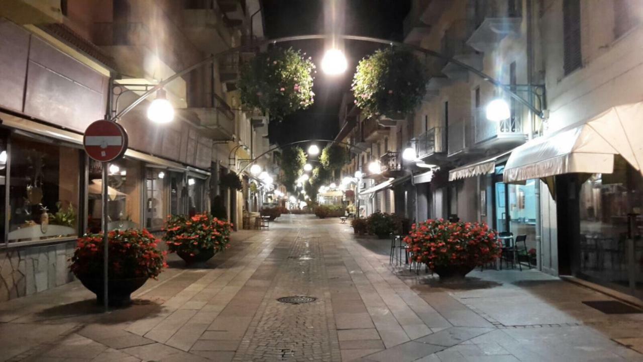 Appartamento Rosa Alpina Tra Il Casino E Le Terme Di Saint Vincent 外观 照片